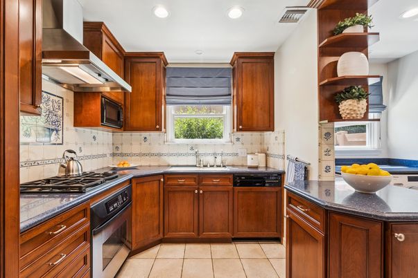 Interior, Kitchen, Recessed Lighting