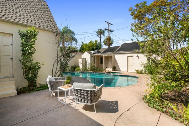 Exterior, Pool, Solar Panels