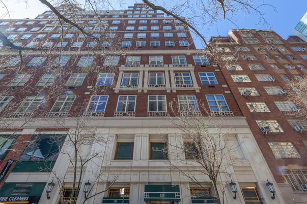 Exterior, Facade, Brick Facade, Rowhouse