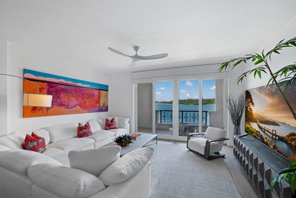 Interior, Living room, Water
