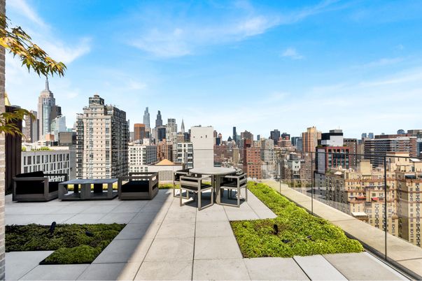 Exterior, Other, Skyline