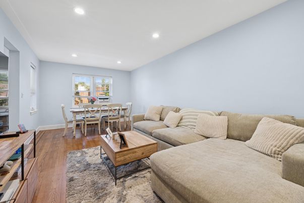 Dining room, Interior, Living room, Recessed Lighting, Wood Texture Flooring