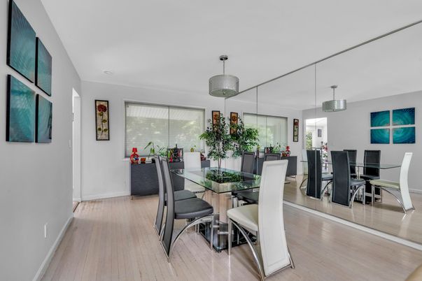 Dining room, Interior, Wood Texture Flooring