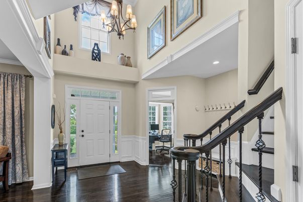 Chandelier, Interior, Recessed Lighting, Wood Texture Flooring