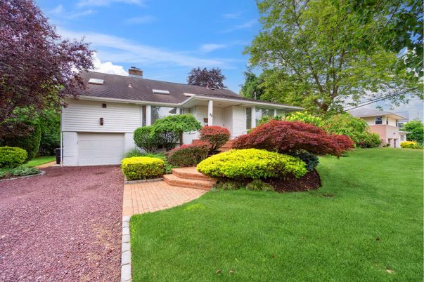 Attached, Backyard, Exterior, Facade, Split Level