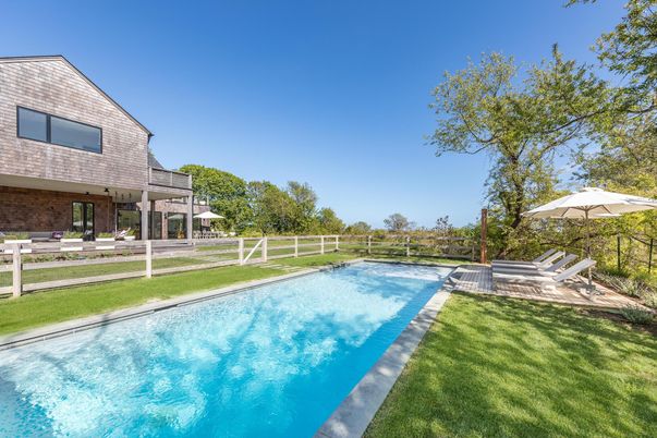 Backyard, Exterior, Pool