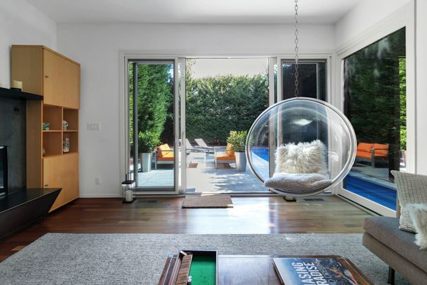 Interior, Pendant Lights, Wood Texture Flooring