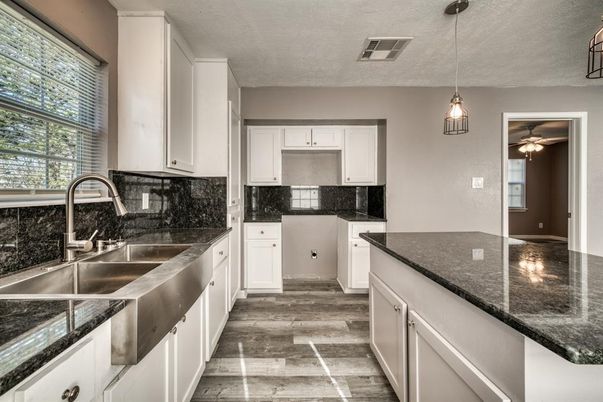 Interior, Kitchen, Pendant Lights, Wood Texture Flooring