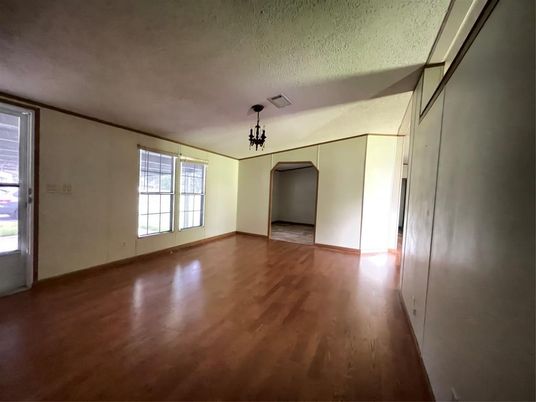 Empty room, Interior, Pendant Lights, Wood Texture Flooring
