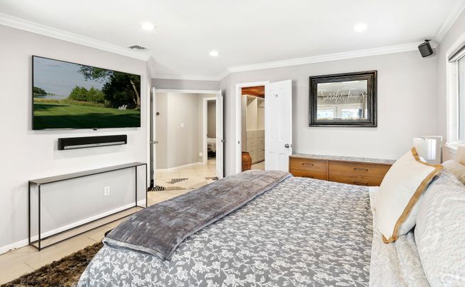 Bedroom, Interior, Recessed Lighting