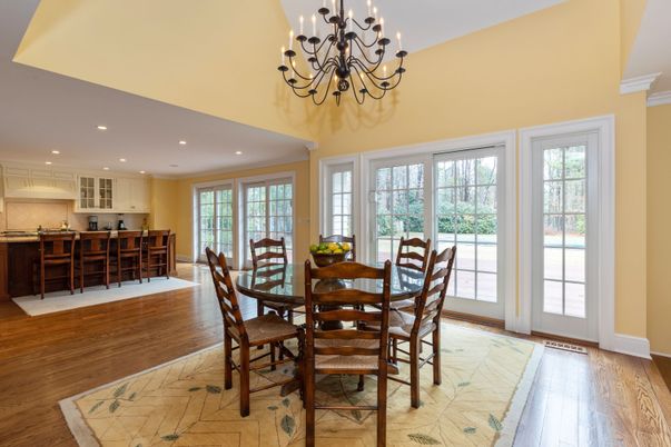 Chandelier, Dining room, Interior, Kitchen, Recessed Lighting, Wood Texture Flooring