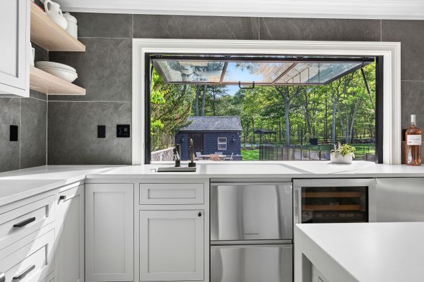 Interior, Kitchen, Stainless Steel Appliances