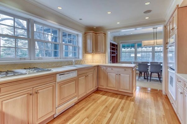 Dining room, Interior, Kitchen, Recessed Lighting, Wood Texture Flooring