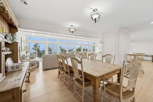 Dining room, Interior, Living room, Recessed Lighting, Wood Texture Flooring
