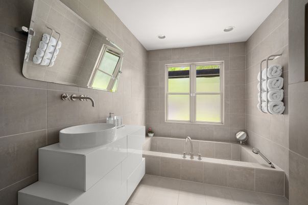 Bathroom, Interior, Recessed Lighting