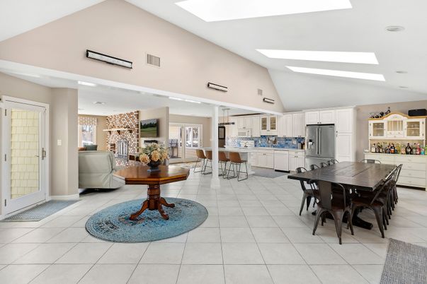 Dining room, Interior, Kitchen, Living room, Recessed Lighting