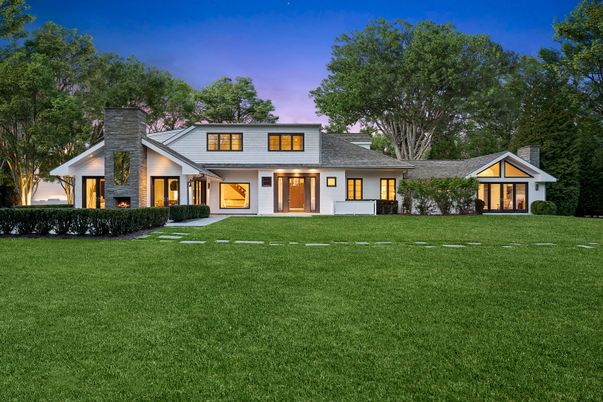 Backyard, Exterior, Facade, Farmhouse