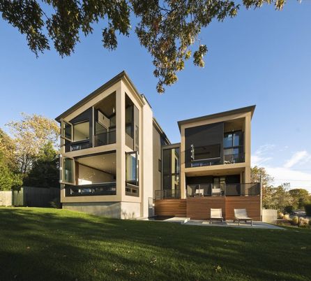 Backyard, Exterior, Facade, Modern