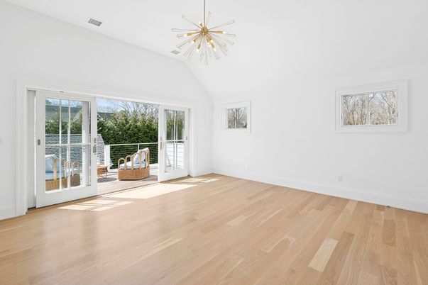Empty room, Interior, Pendant Lights, Wood Texture Flooring
