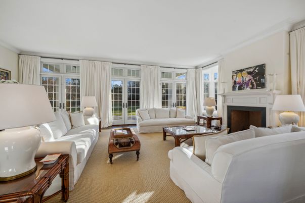 Fireplace, Interior, Living room