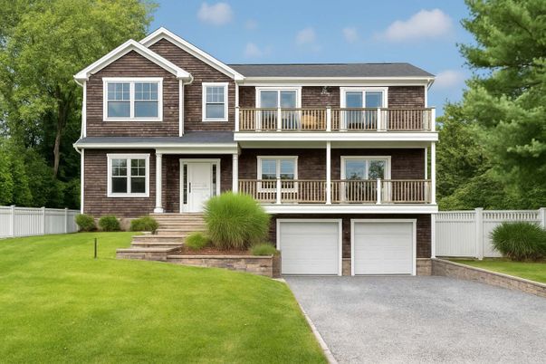 Attached, Exterior, Facade, Farmhouse
