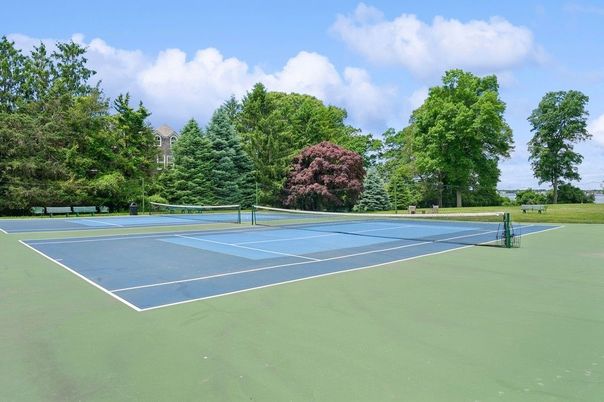 Exterior, Tennis Courts