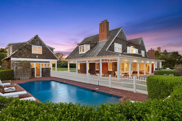 Attached, Exterior, Facade, Pool, Queen Anne Victorian