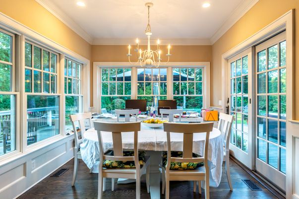 Chandelier, Dining room, Interior, Recessed Lighting, Wood Texture Flooring