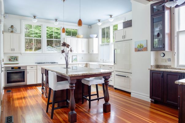 Interior, Kitchen, Pendant Lights, Wood Texture Flooring