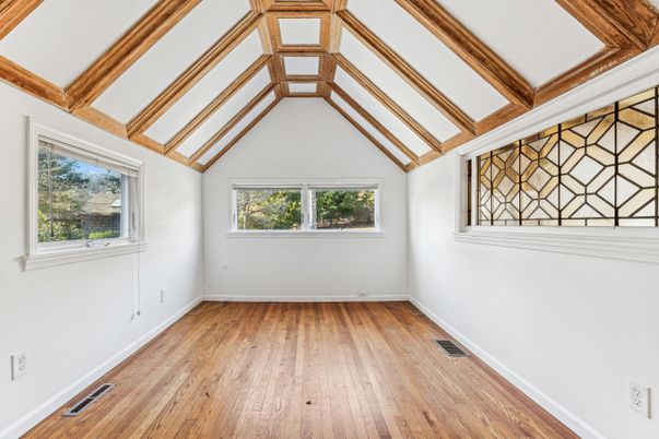 Empty room, Interior, Wooden Beams, Wood Texture Flooring
