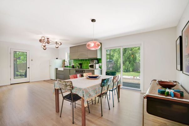 Dining room, Interior, Kitchen, Pendant Lights, Stainless Steel Appliances, Wood Texture Flooring