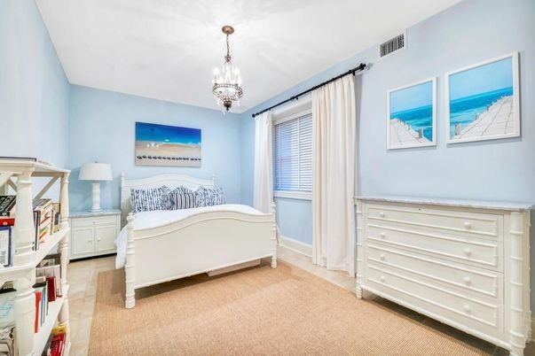 Bedroom, Interior, Pendant Lights