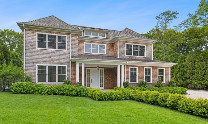 Exterior, Facade, Brick Facade, Brick Traditional