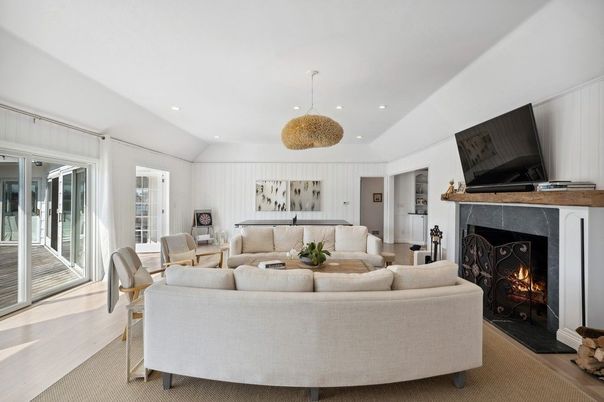 Fireplace, Interior, Living room, Pendant Lights, Recessed Lighting
