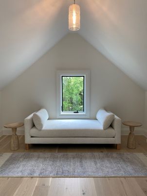 Interior, Pendant Lights, Wood Texture Flooring