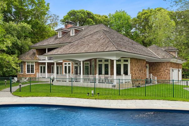 Exterior, Facade, Brick Facade, Pool, French Provincial