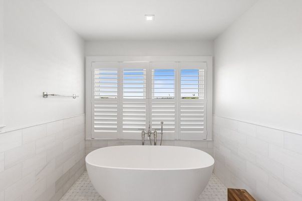 Bathroom, Free Standing Baths, Interior
