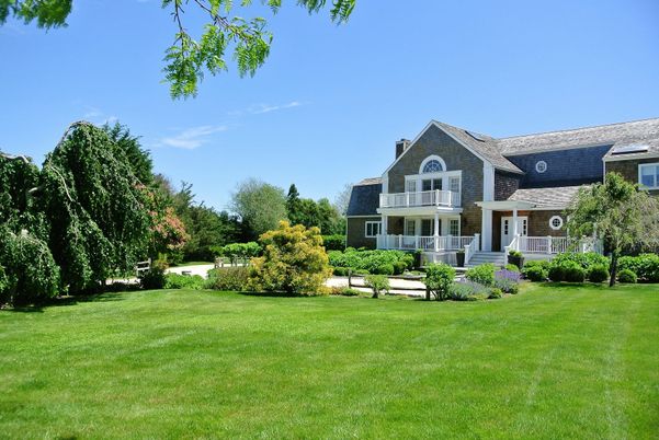 Backyard, Exterior, Facade, Farmhouse