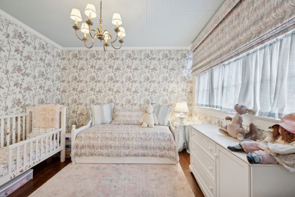 Bedroom, Chandelier, Interior