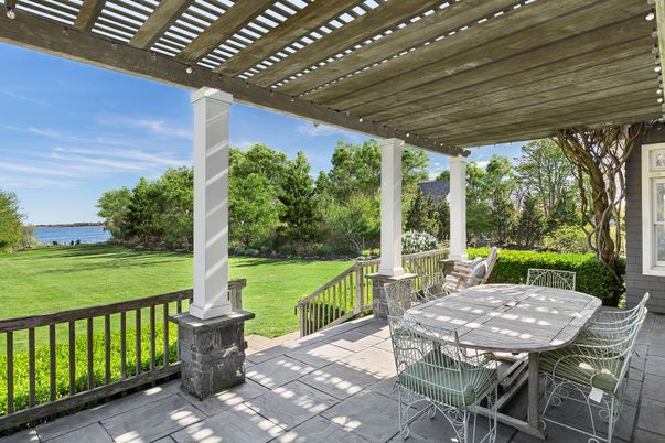 Backyard, Exterior, Water