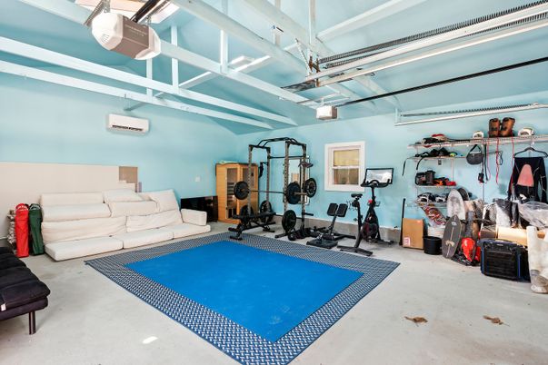 Fitness Equipment, Garage, Interior