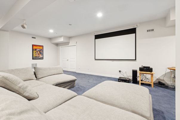 Interior, Projection Screen, Recessed Lighting, Theatre Room