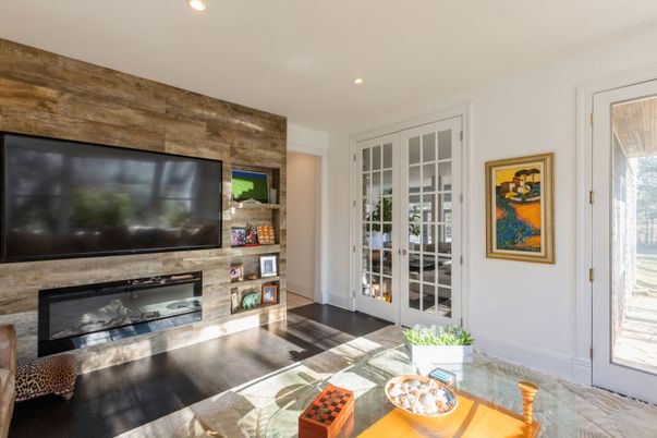 Fireplace, Interior, Living room, Recessed Lighting