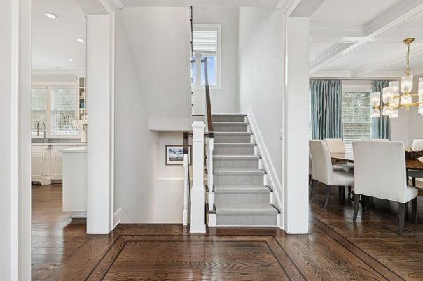 Chandelier, Dining room, Interior, Pendant Lights, Recessed Lighting, Wood Texture Flooring