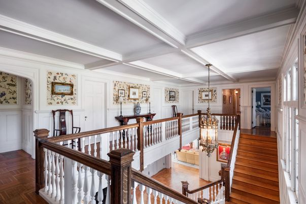Chandelier, Interior, Wood Texture Flooring