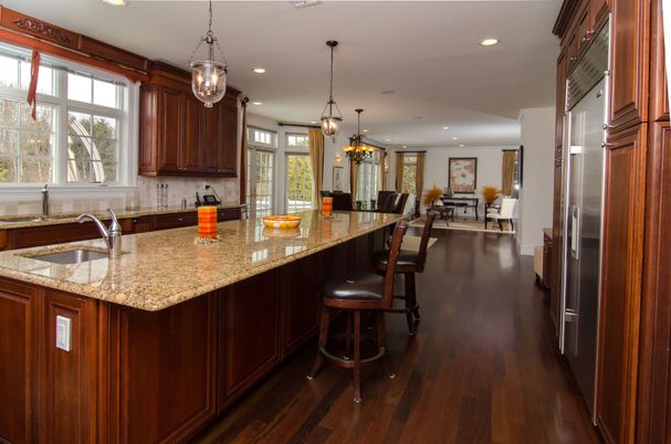 Chandelier, Dining room, Interior, Kitchen, Pendant Lights, Recessed Lighting, Wood Texture Flooring