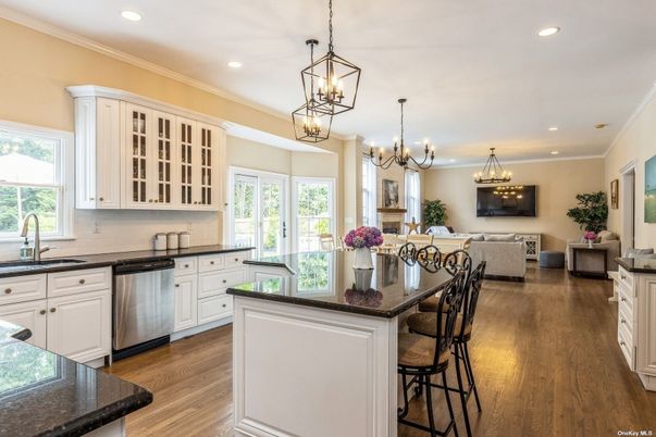 Chandelier, Interior, Kitchen, Living room, Pendant Lights, Recessed Lighting, Wood Texture Flooring