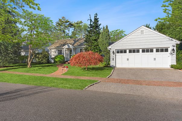 Detached Garage, Exterior