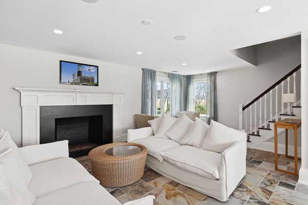 Fireplace, Interior, Living room, Recessed Lighting