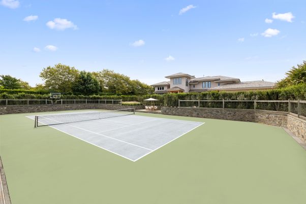 Exterior, Tennis Courts